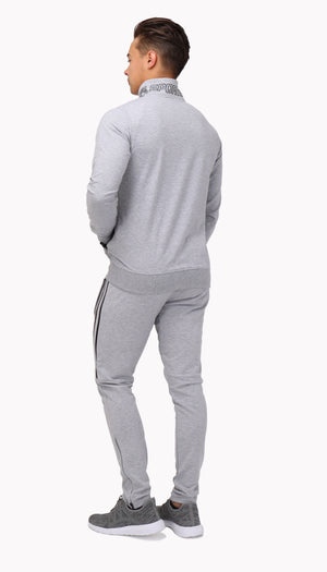 comfy sweatshirt: "Super soft and cozy sweatshirt in heather grey